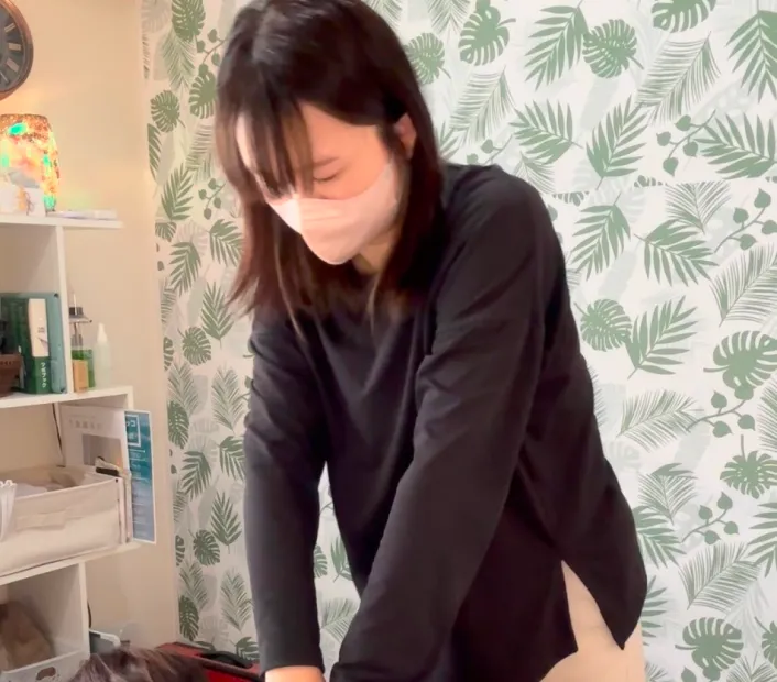 セラピスト画像